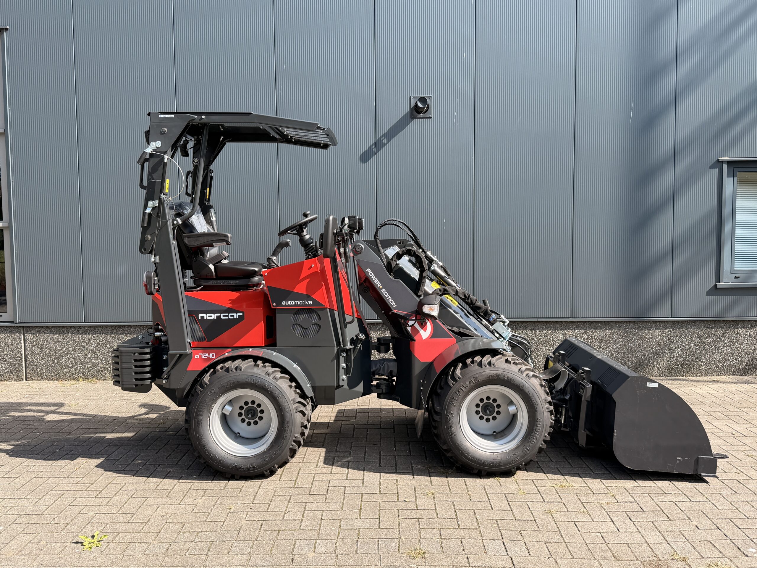 Norcar A7240 minishovel - Afbeelding 2