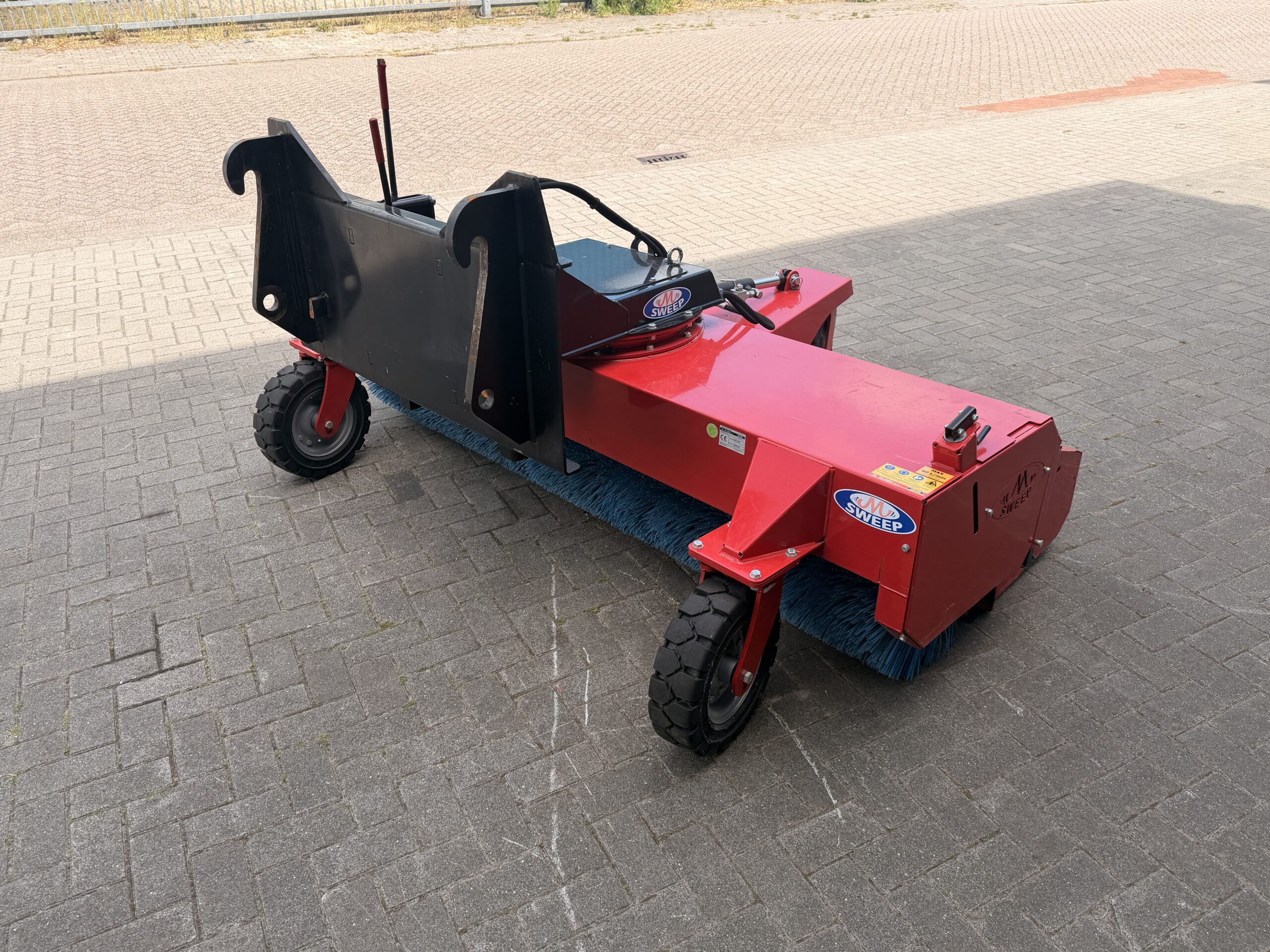 M-Sweep HSTV600P | Hydraulische Veegmachine - Afbeelding 3