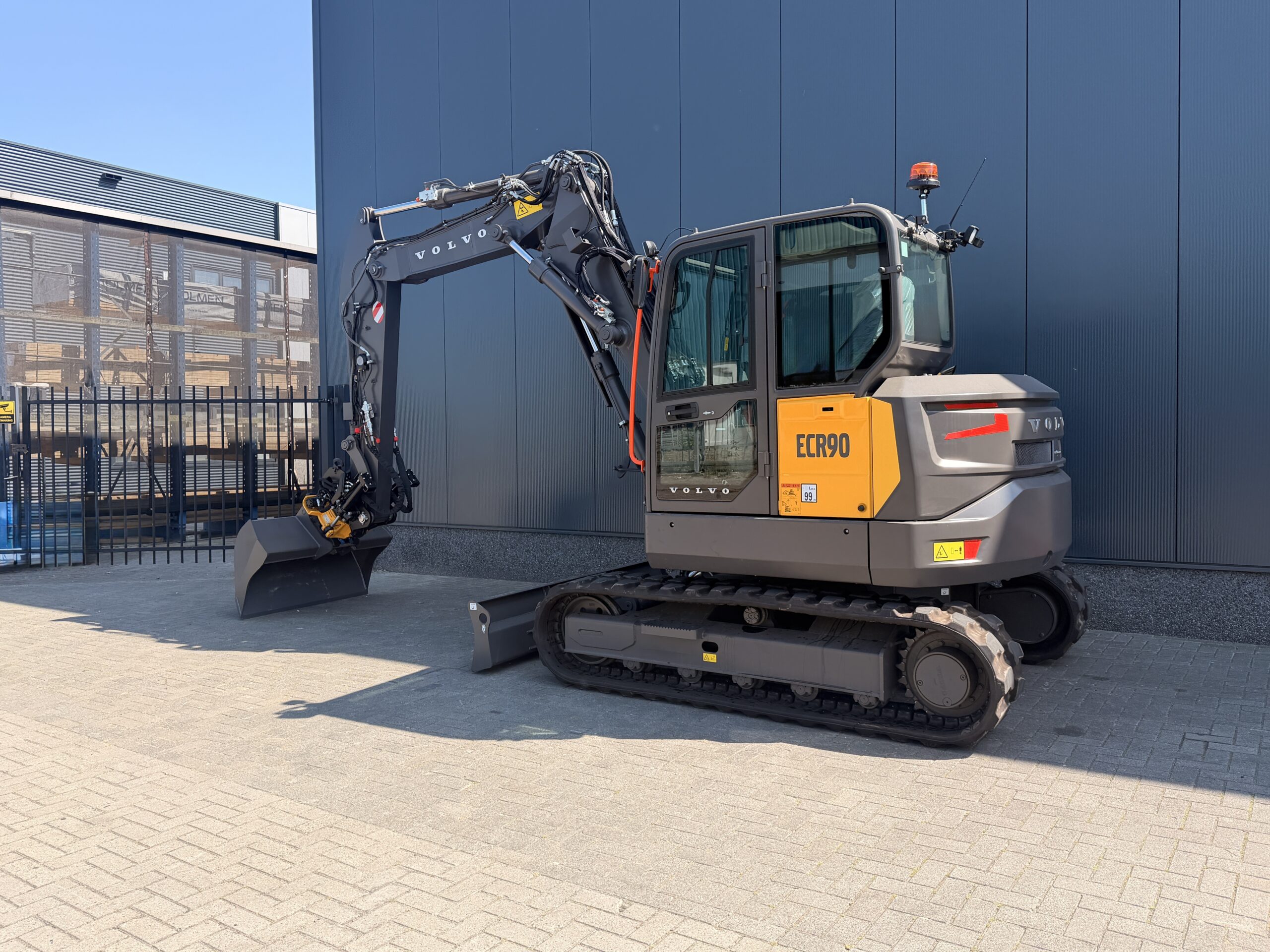 Volvo ECR90F met Engcon DC3 (nieuw) - Afbeelding 5